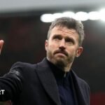 Carrick future under major threat: Can he survive United's crisis?