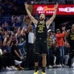 Curry's Ankle-Breaker on Luka Powers Warriors' 25-Point Comeback