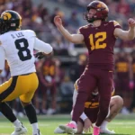 Drzewiecki's field goal as time expires lifts Minnesota past No. 15 Iowa, 13-10