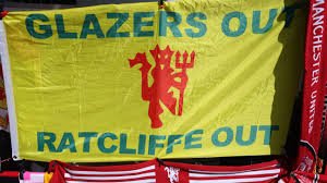 Gary Neville urges Glazers to sell Manchester United stakes