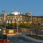 Great North Commons Adds Live Music and Cocktails to Packers Game Night