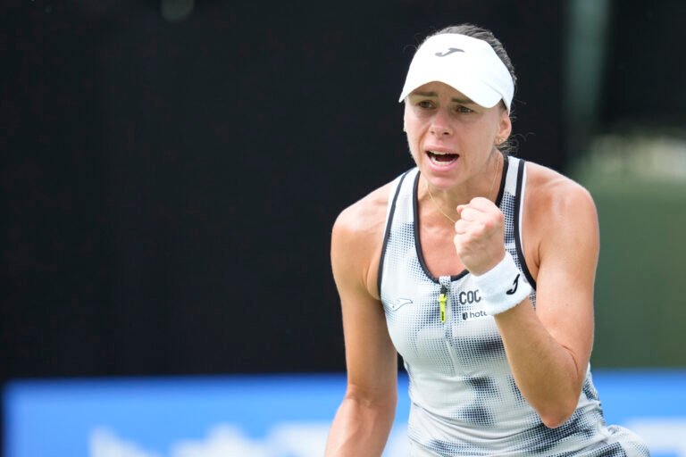 Iga Swiatek Rival Magda Linette Survives Zakharova Scare in Guangzhou