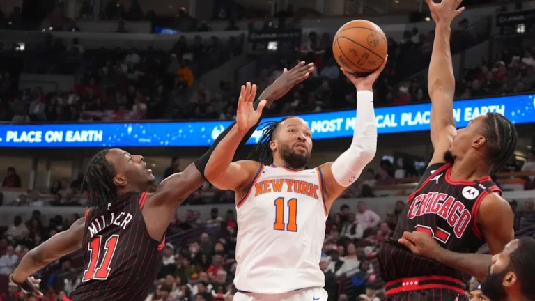 Jalen Brunson Drops 38 as Knicks Stun Bulls 133-127 in Chicago