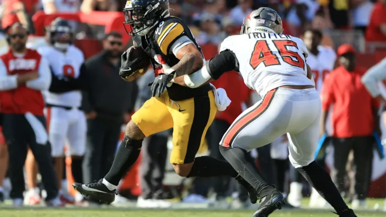 Jaylen Warren to Stay Busy: Steelers RB Remains Key Factor