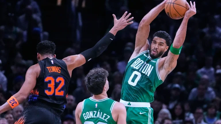Knicks 0-2: First defending champs to start season this poorly in 15 years