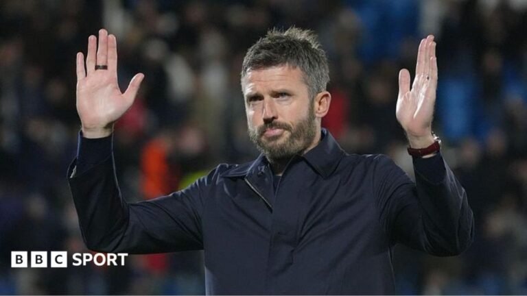 Man Utd not unmanageable club, says Carrick amid job crisis