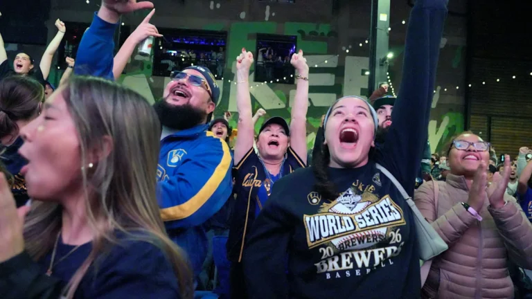 Milwaukee Businesses Offer Free Food & Drinks for World Series Win