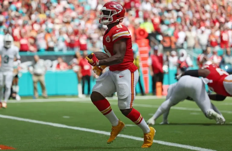 NFL Week 7 Best Bets: Chiefs at Seahawks Props & Picks