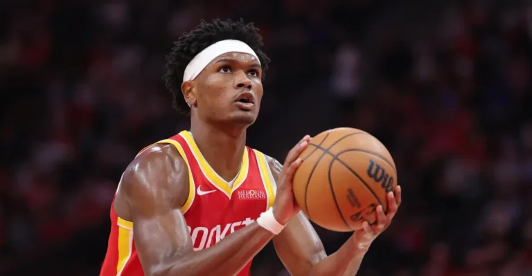 Rockets vs Bucks: Can Houston Stay Undefeated in Milwaukee?