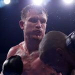 Smith retains WBC title in thriller, stays unbeaten at 20-0