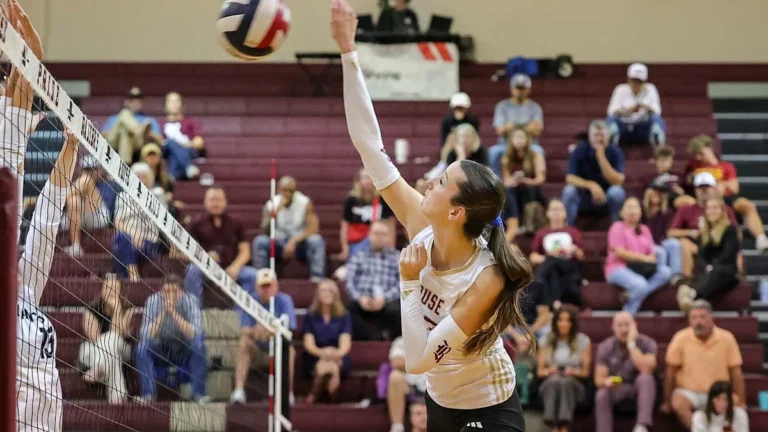 Volleyball playoff scores, schedule: Austin-area Thursday results, Friday game times